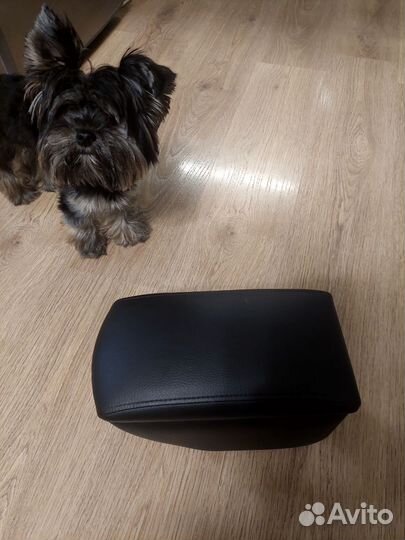 Подлокотник опель астра H