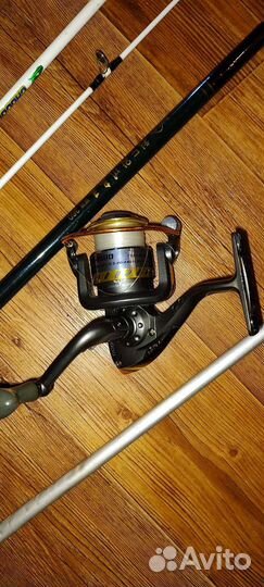 Спиннинг, катушка, удочка 4 нов, держатель, садок