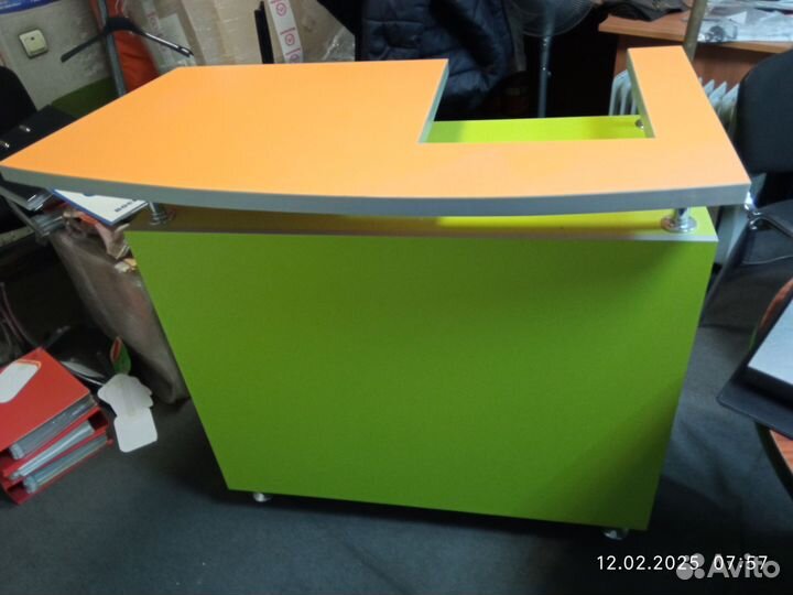 Стол ресепшн бу