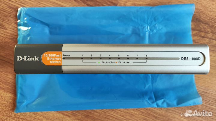 Switch D-Link DES-1008D