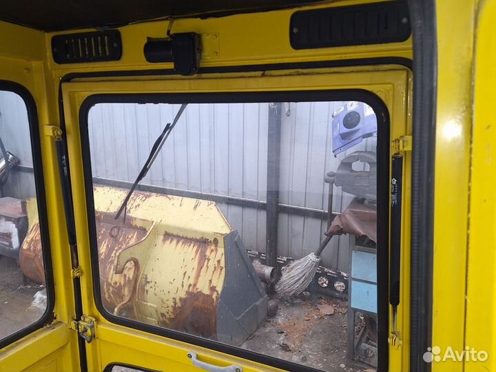 Фронтальный погрузчик Furukawa FL305, 2012