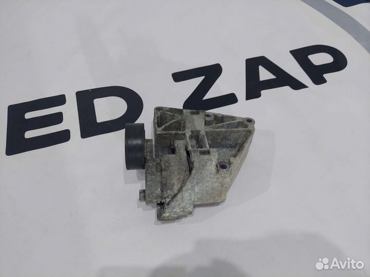 Кронштейн компрессора кондиционера бмв