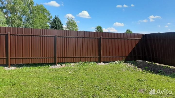 Установка заборов из профнастила, штакетник