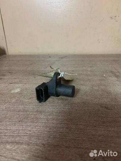 Датчик распредвала getz, Matrix ; Santa Fe 3930027