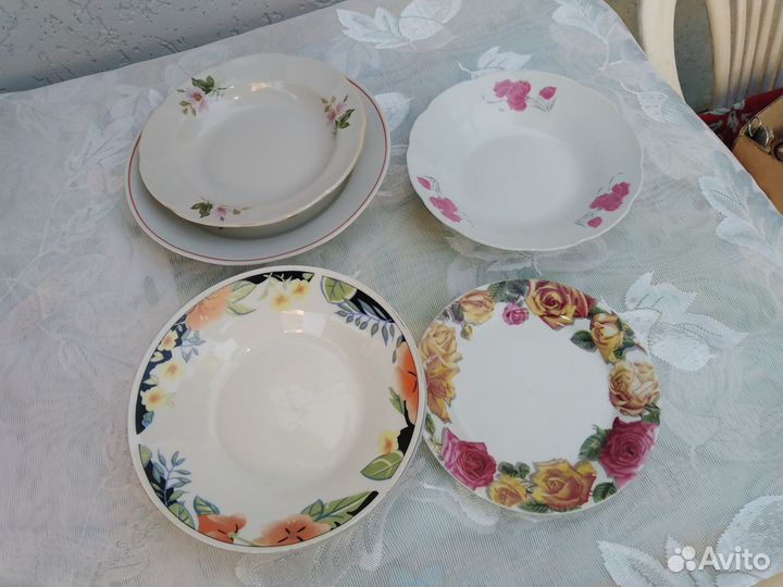 Тарелки разные
