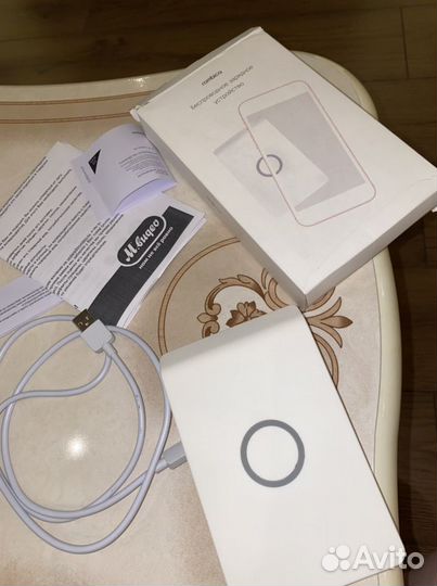 Беспроводная зарядка Rombica Neo Q3