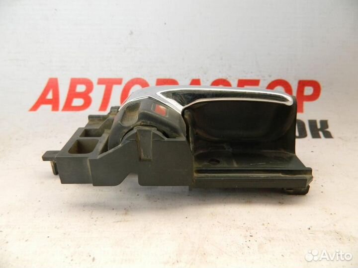 Ручка двери внутренняя правая для Toyota Avensis 2