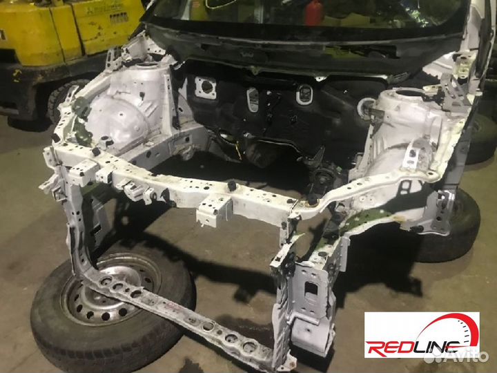 Лонжерон - четверть Toyota Prius ZVW30