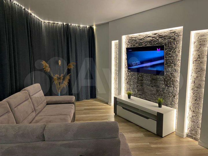 2-к. квартира, 54 м², 3/10 эт.