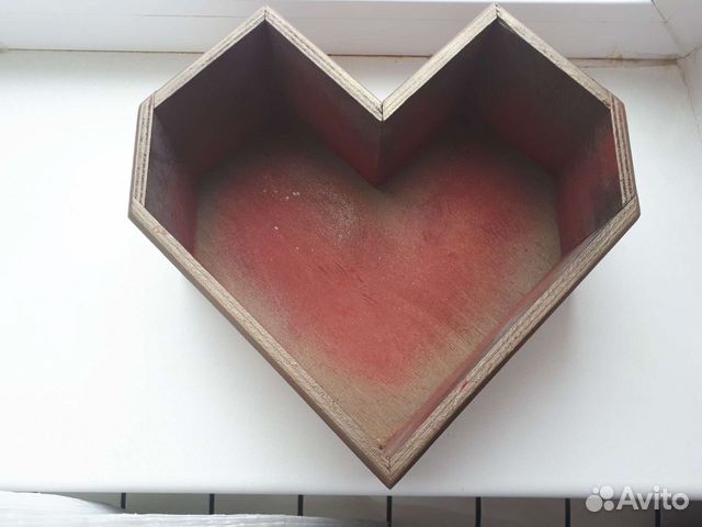 Декоративный фанерный ящик для подарков