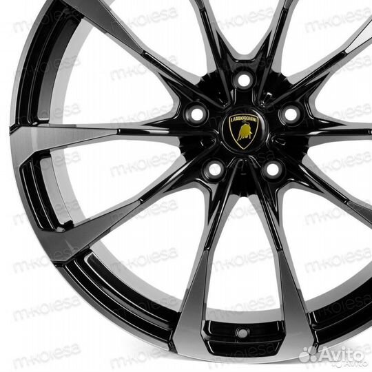 Кованые диски R22 Lamborghini Urus