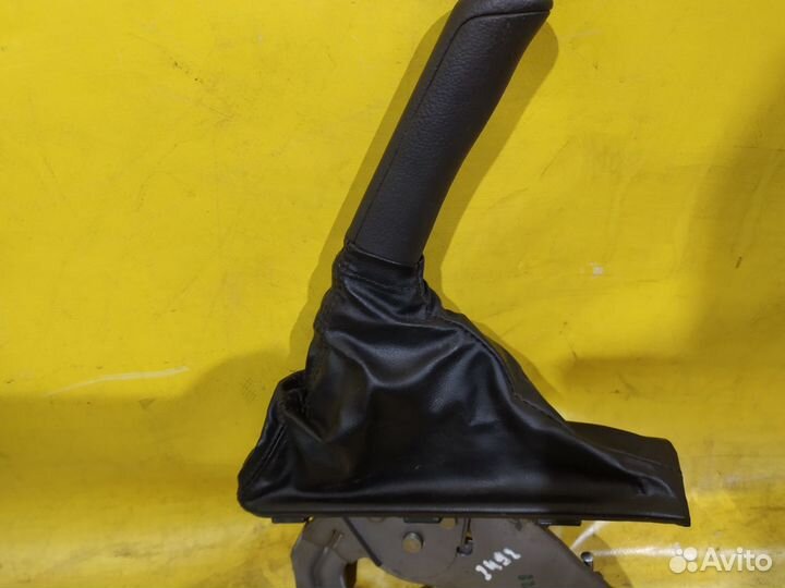 Рычаг стояночного тормоза Subaru XV Субару икс-в