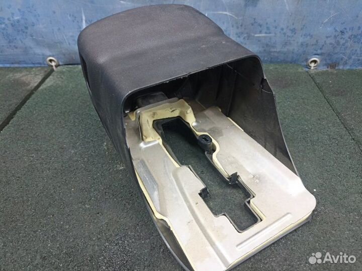 Кожух рулевой клонки Skoda Fabia 6Y2 1.4 8V AME