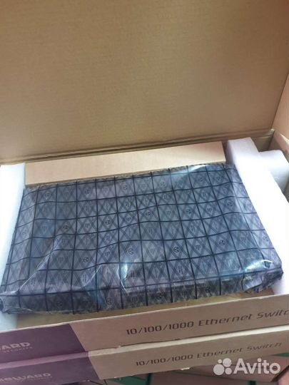 Свитч (коммутатор PoE) 16 портов 2 Гб