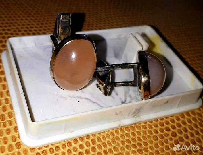 Красивые серебряные запонки Янтарь Винтаж