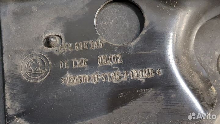 Рамка передняя Skoda Fabia, 2002