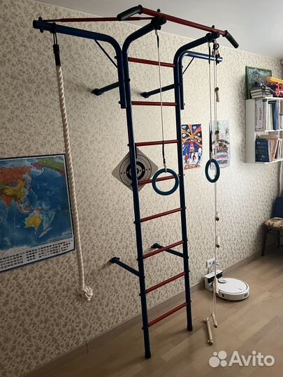 Детская спортивная стенка