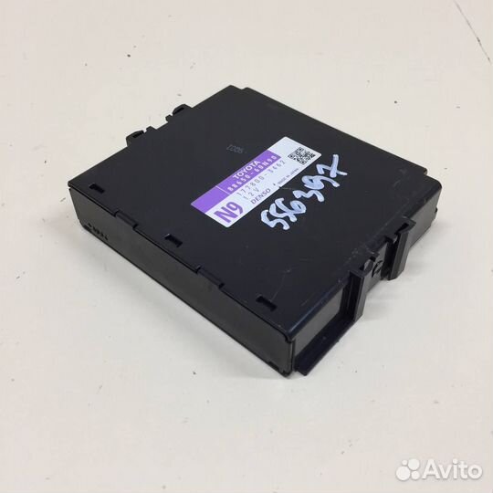 Б/У Б/У Блок управления 8865060N90 toyota