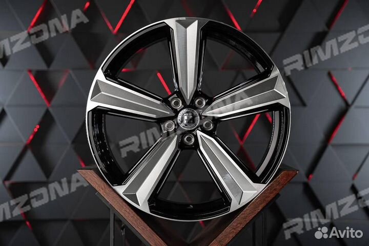 Литой диск в стиле Audi R20 5x112 sv