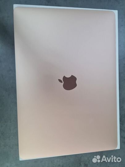 MacBook Air 2020/M1/8GB/Intel Hd/256GB SSD/13.3