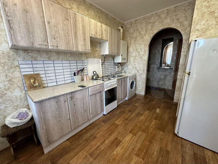 1-к. квартира, 35 м², 1/6 эт.