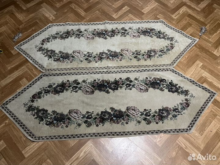 Коврик для дивана