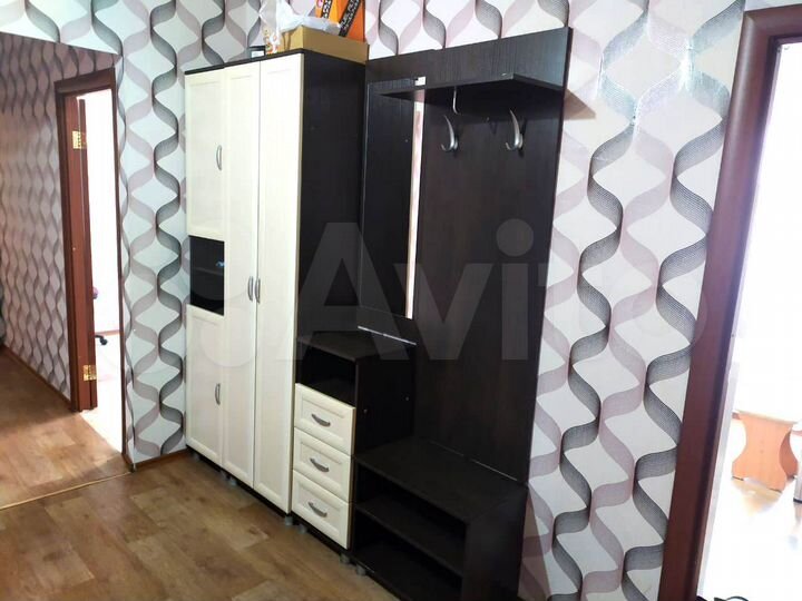 2-к. квартира, 54 м², 4/9 эт.