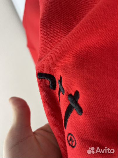 Свитшот Carhartt красный