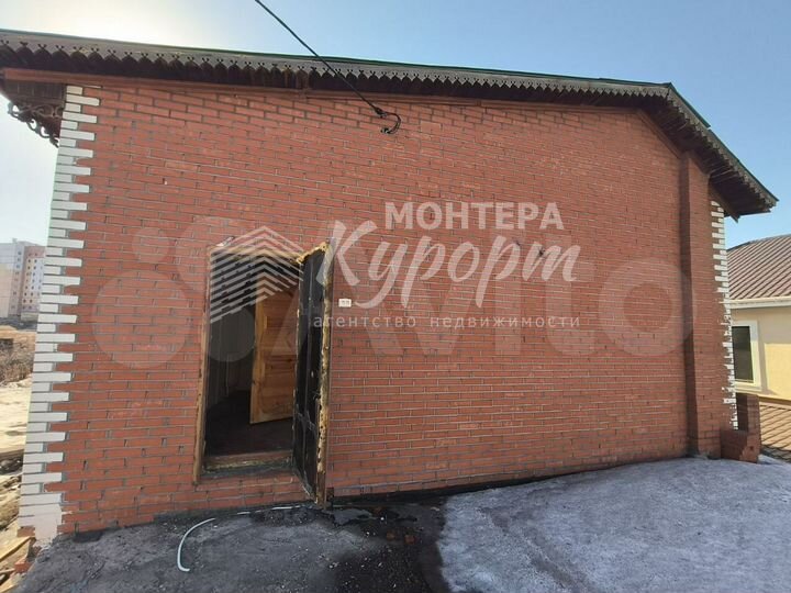 Таунхаус 175 м² на участке 6 сот.