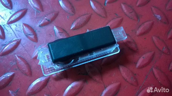 Плафон салонный BMW X3 F25