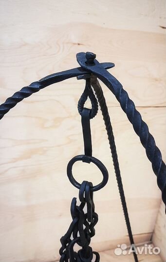 Кованая костровая решетка из Мастермюре