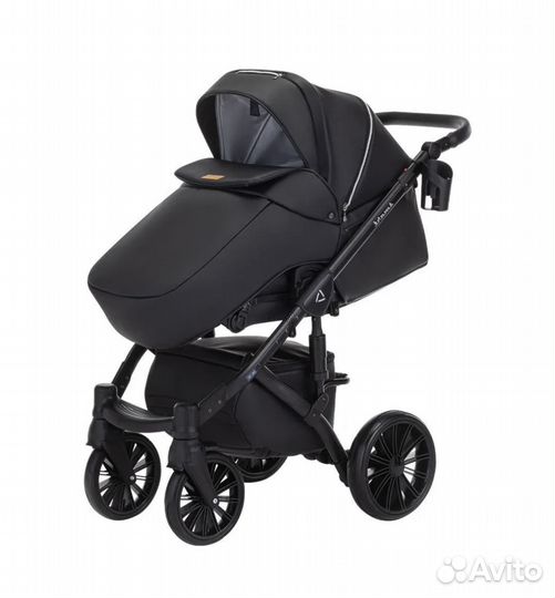 Продам детскую коляску 3 в 1