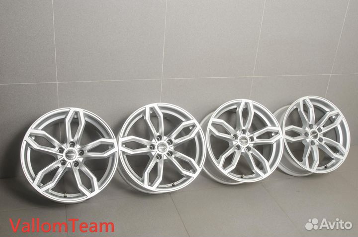 Лот M67345 Фирменные 18-е диски AGA targa