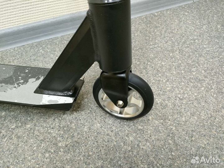 Самокат трюковой