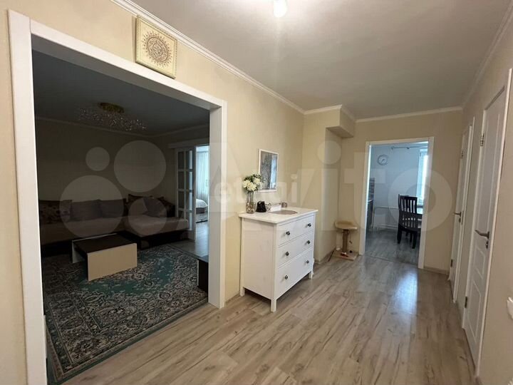 2-к. квартира, 78,1 м², 9/10 эт.