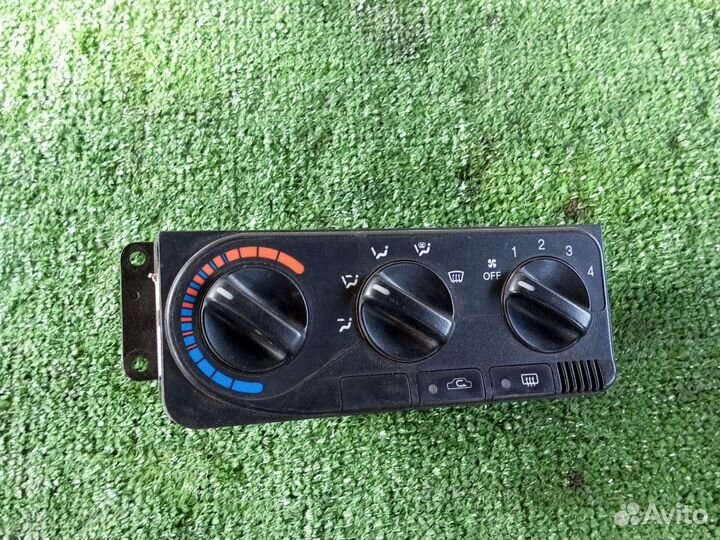 Блок управления печкой Daewoo Nubira