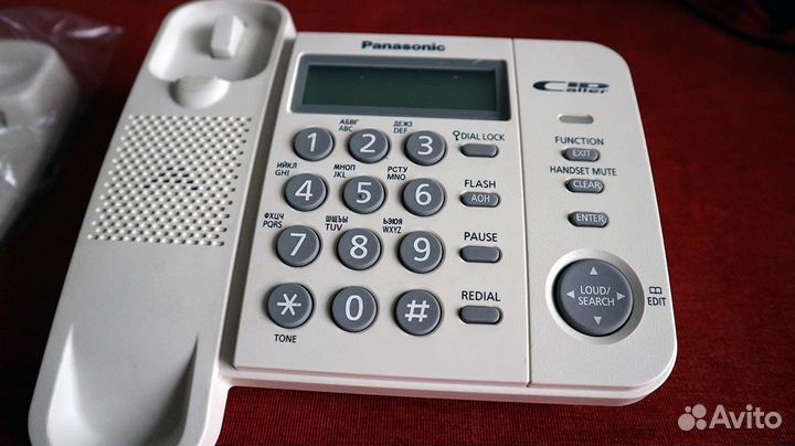 Проводной телефон Panasonic KX-TS2356RUB