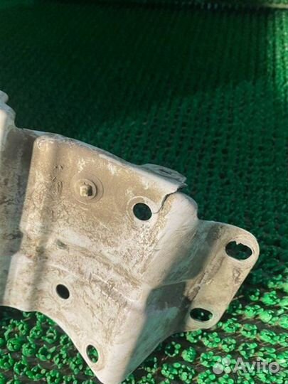 Крыло переднее правое Audi Q7 4LB 2006-2009