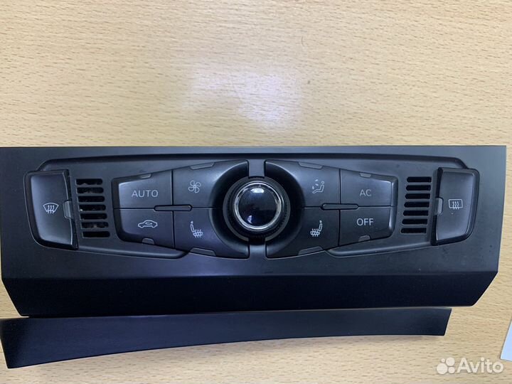 Блок управления климатконтролем audi Q5 8R