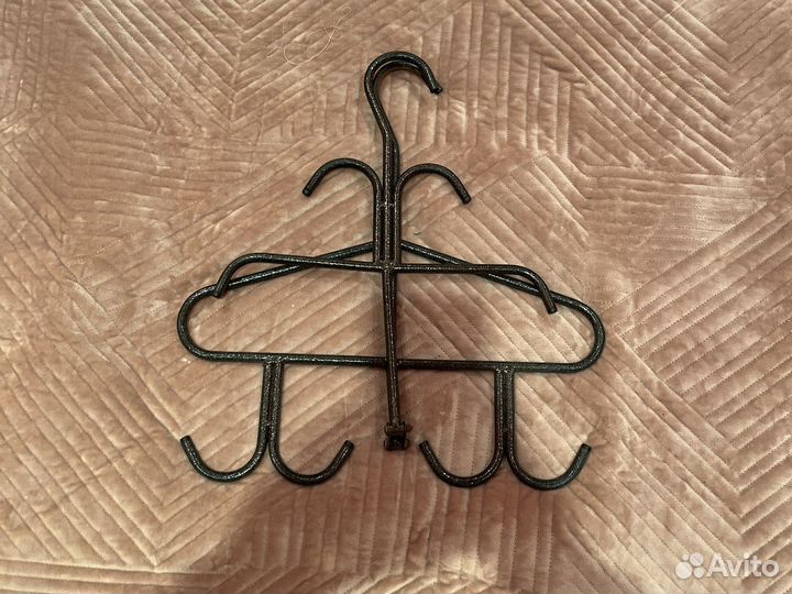 Вешалка для хоккейной формы