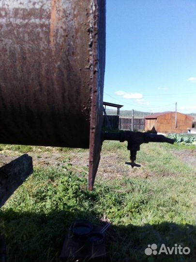 Бак для воды металлический 2 куб.м