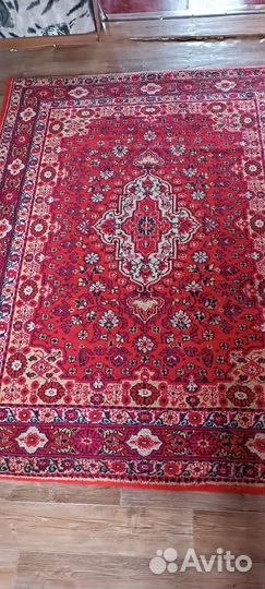 Ковер шерстяной