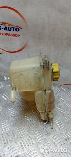 Расширительный бачок Ford Fusion универсал 1.4