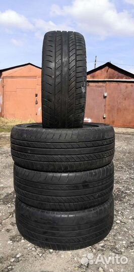 Continental ContiVancoContact 225/55 R17