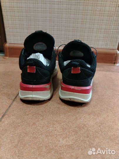 Кроссовки ecco 28 демисезонные