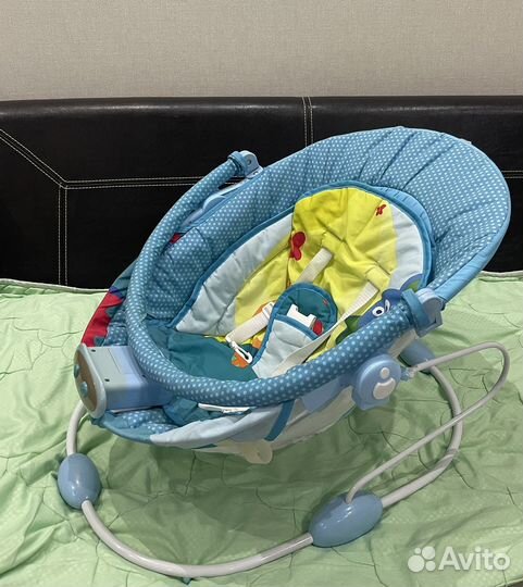 Шезлонг детский