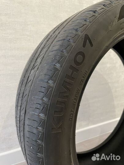 Kumho Crugen Premium KL33 245/45 R19 98H