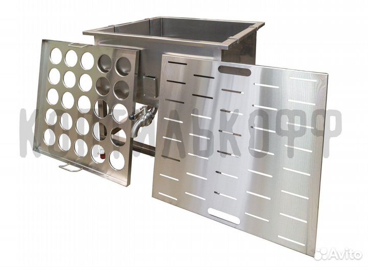 Стол формовочный на 20 форм с накопителем сыворотк