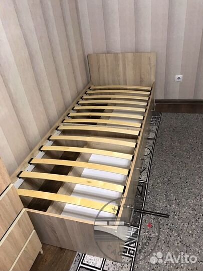 Кровать 90х200 с ящиками
