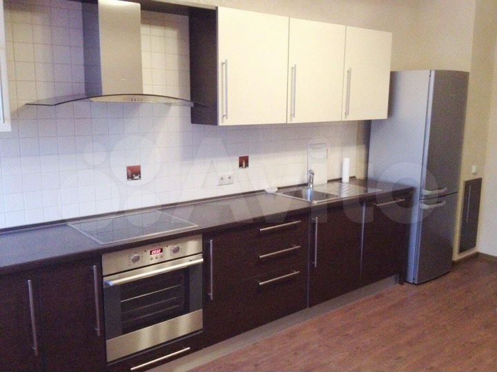 2-к. квартира, 95 м², 4/16 эт.